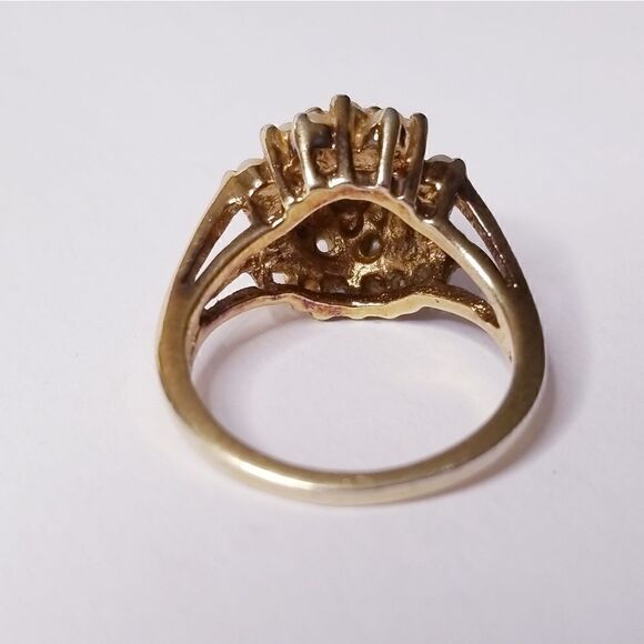 Antique Gold small clustered pearls dome ring - Picture 6 of 13